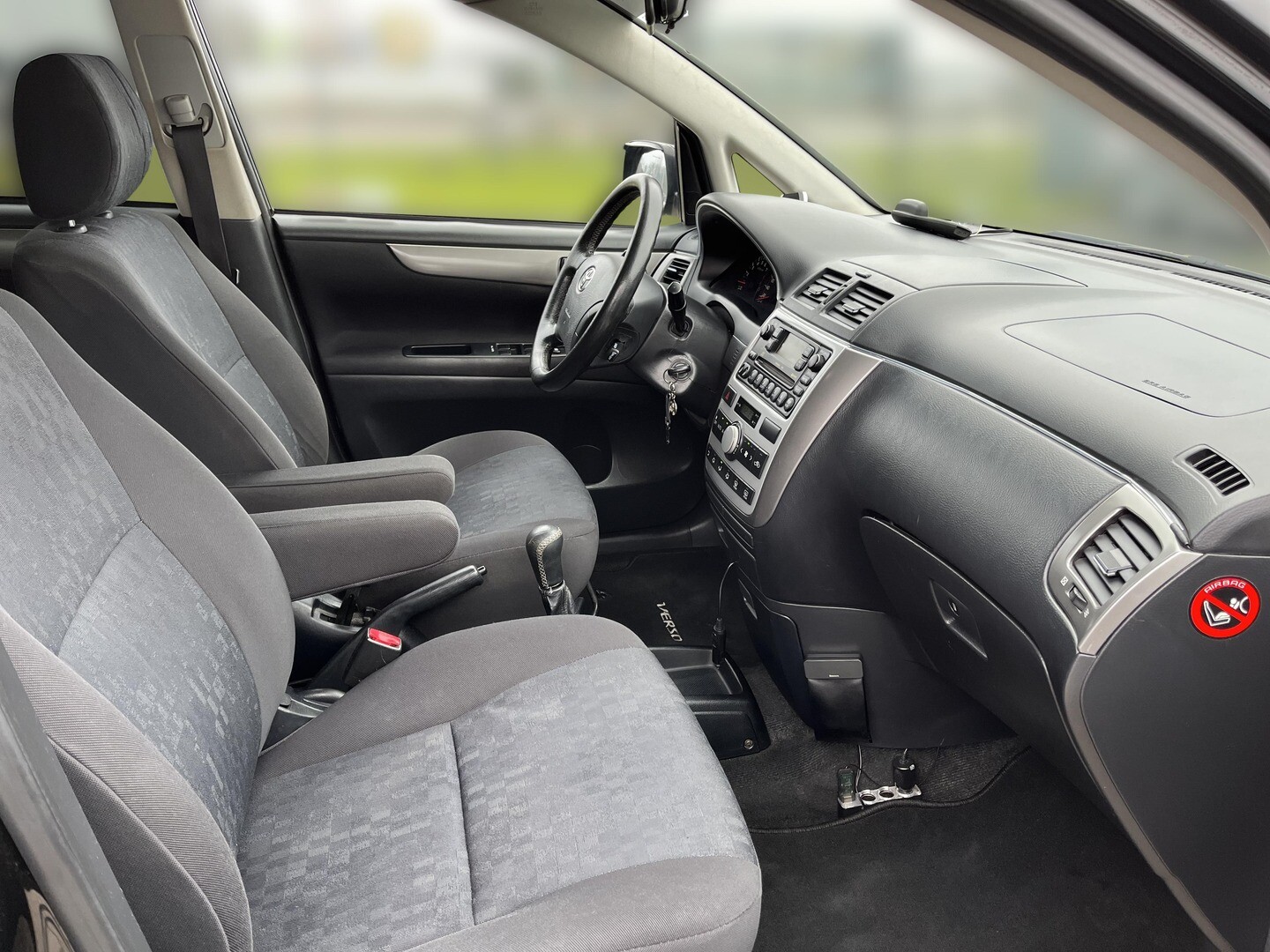 Toyota Avensis Verso