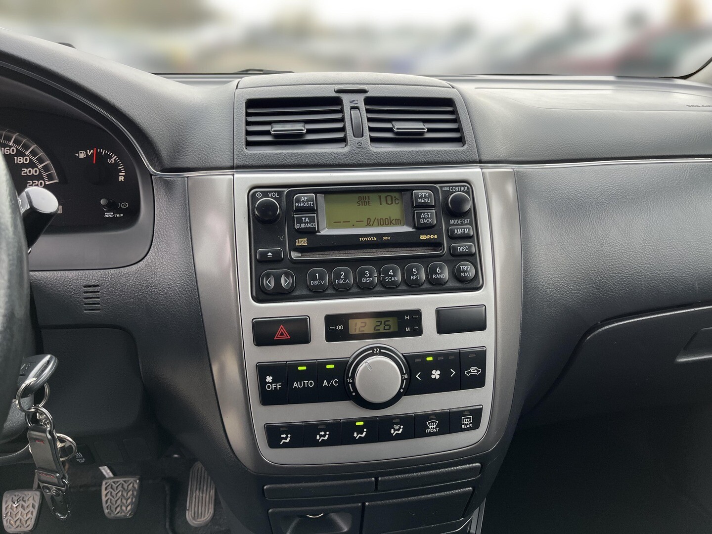 Toyota Avensis Verso